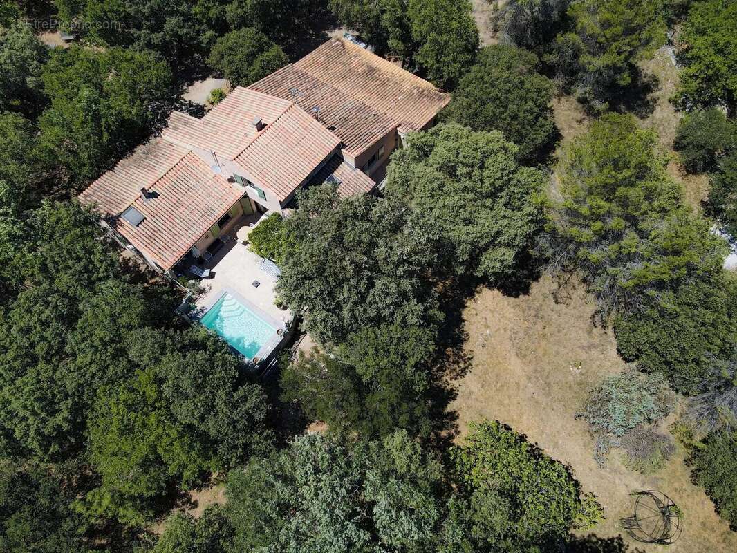 Maison méridionale de 175 m² située à 8 km d'Uzès - photo 8