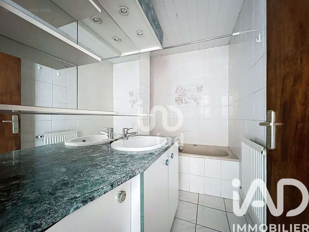 Appartement 62 m² à Meythet  - photo 8