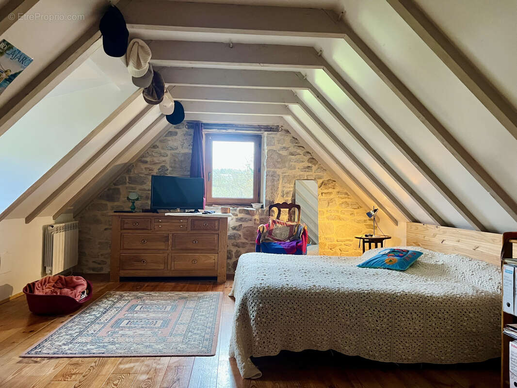 Maison à SAINT-PIERRE-TOIRAC