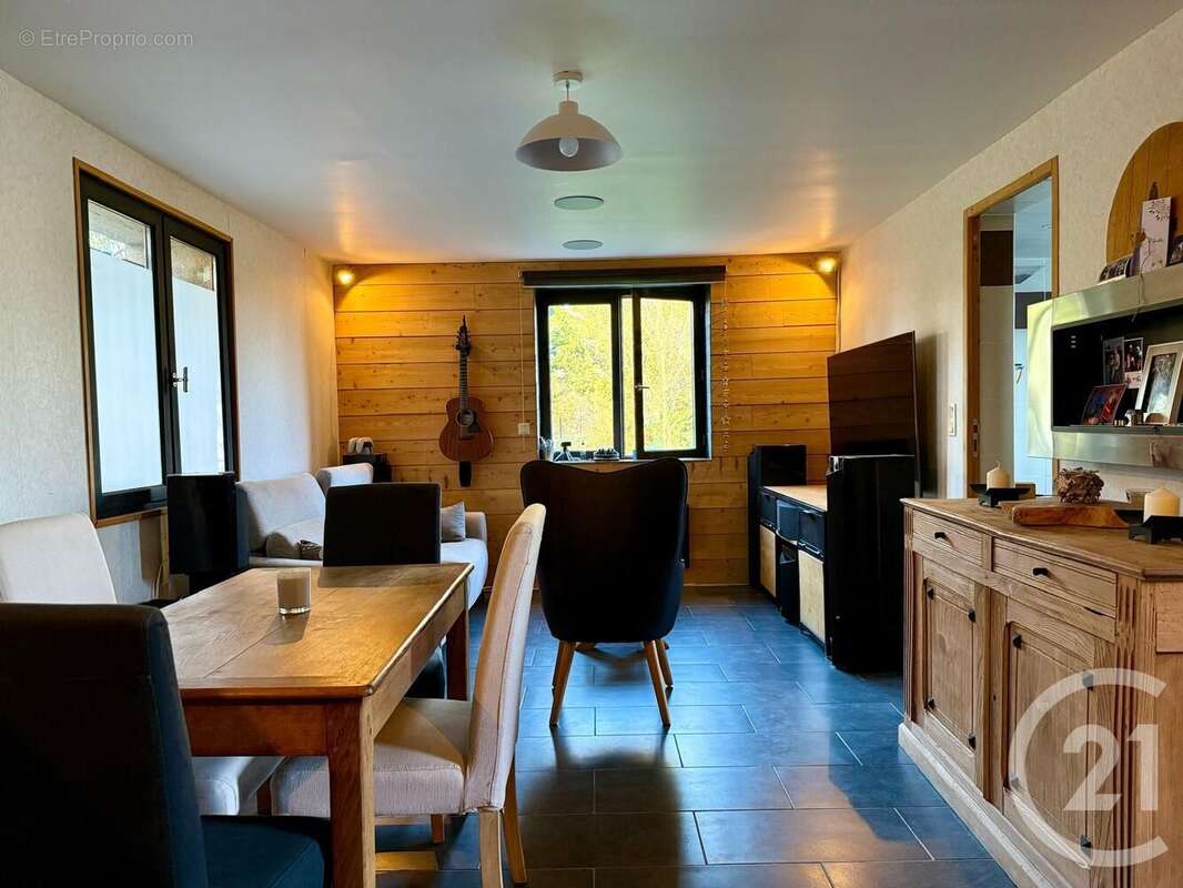 Maison à SAINT-OUEN-MARCHEFROY