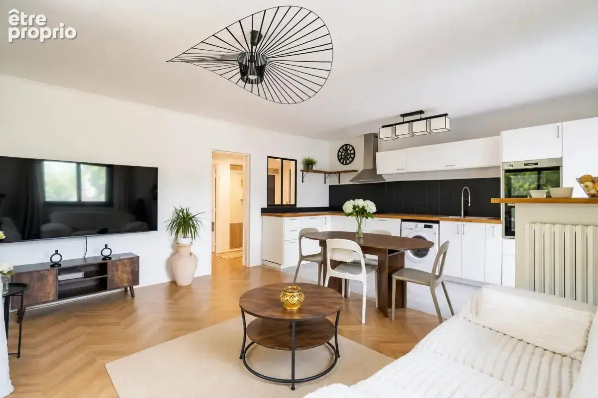 Appartement 3 pièces entièrement rénové avec balcon 62,95 m² - photo 3