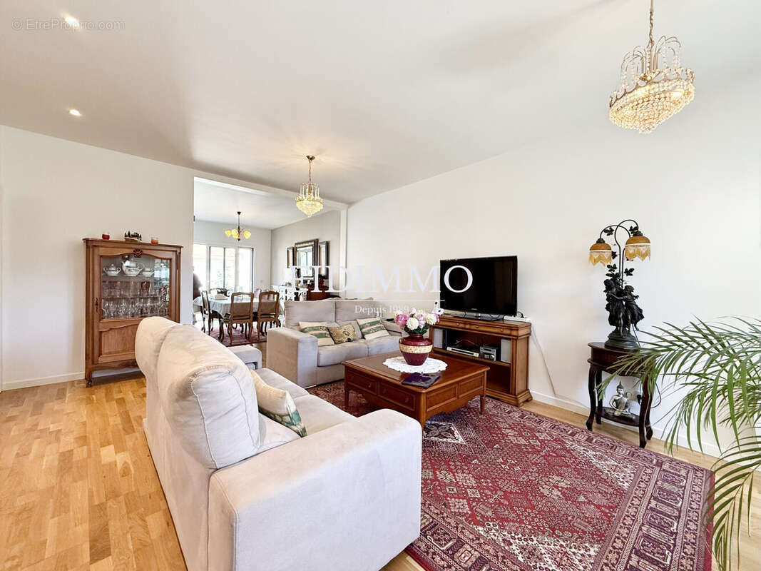 Maison à ORMESSON-SUR-MARNE