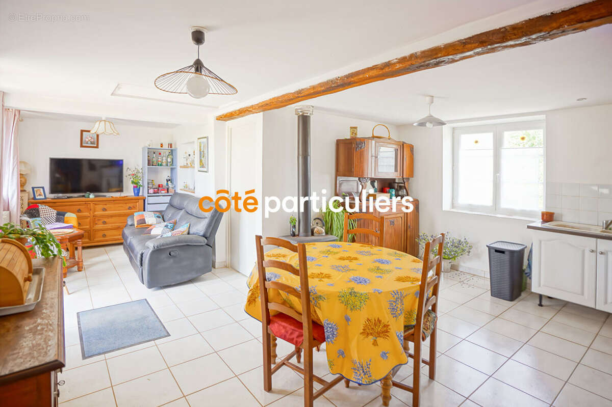 Maison Paulinet 6 pièce(s) 102 m2 - photo 3