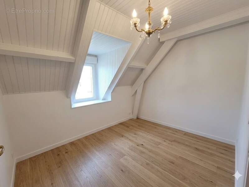 Maison 7 pièces à Parigné le pôlin (72) 5 MN GUECELARD - photo 11