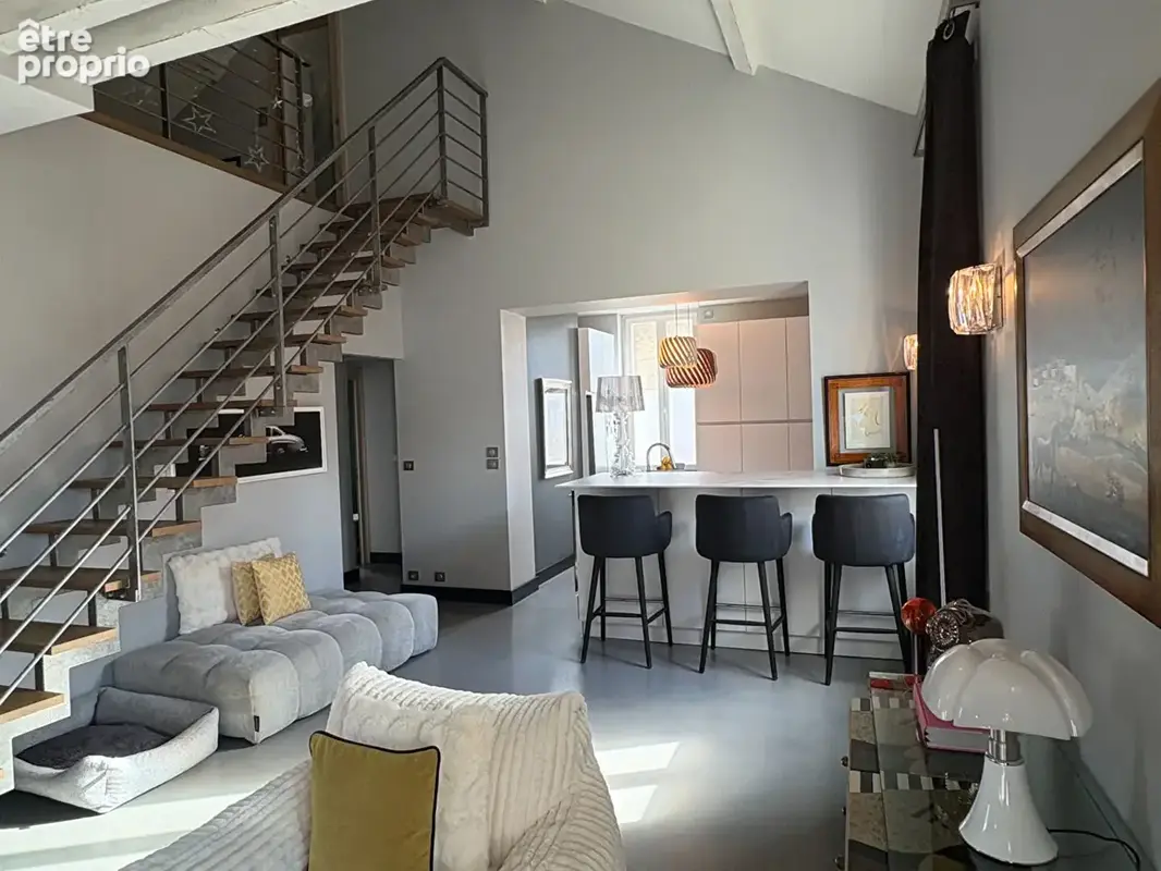 Bourg Bel Air, beau Duplex de 135 m² Carrez (190 m² au sol) - photo 2