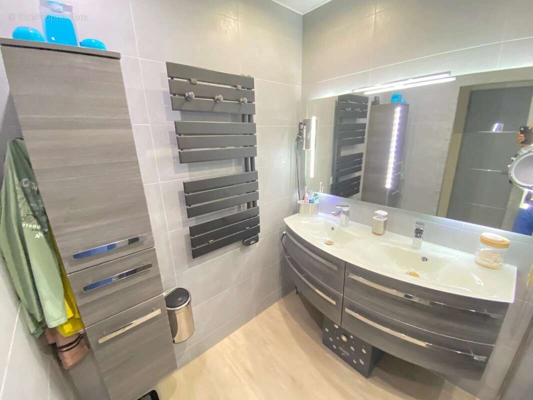 Maison à LA LONDE-LES-MAURES