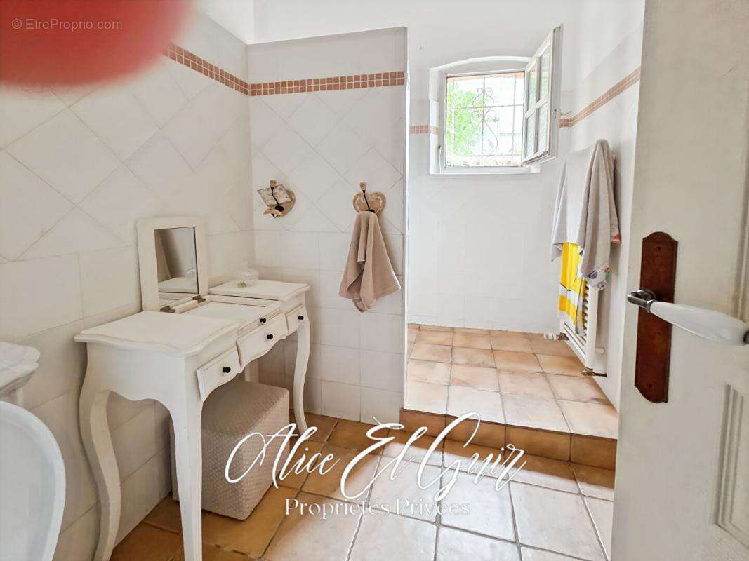 Maison Trebes 6 pièce(s) 182 m2 sur 1700 m² - photo 12