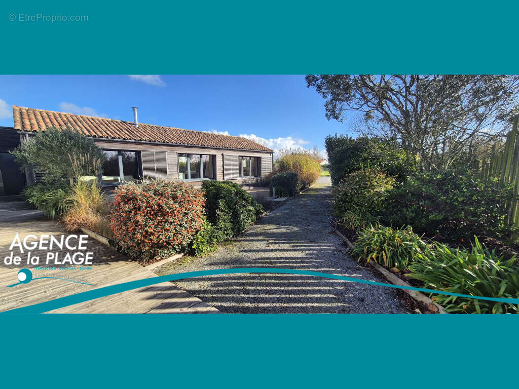 Maison à LE PERRIER