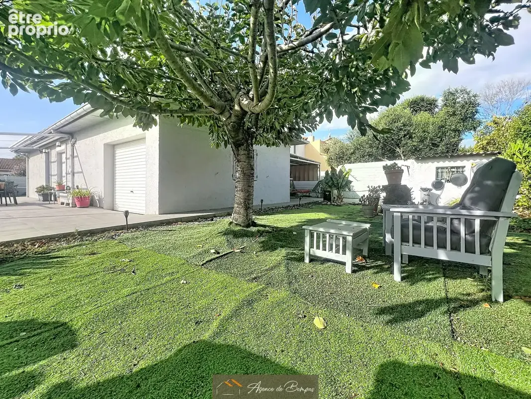 Secteur residentiel - villa 3 faces 82 m2 hbts  sur 443 m2 de terrain  -  garage -jacuzzi - photo 17
