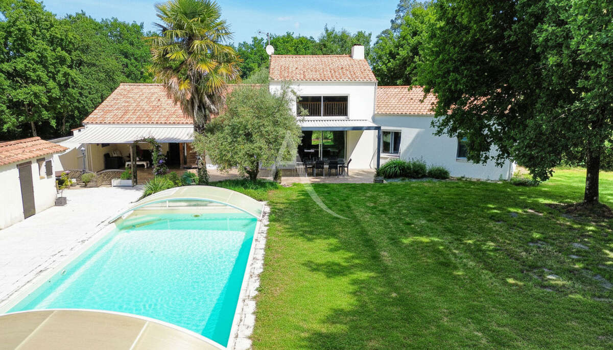 Maison à LE FENOUILLER