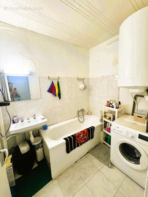 Photo 3 - Appartement à MARSEILLE-13E