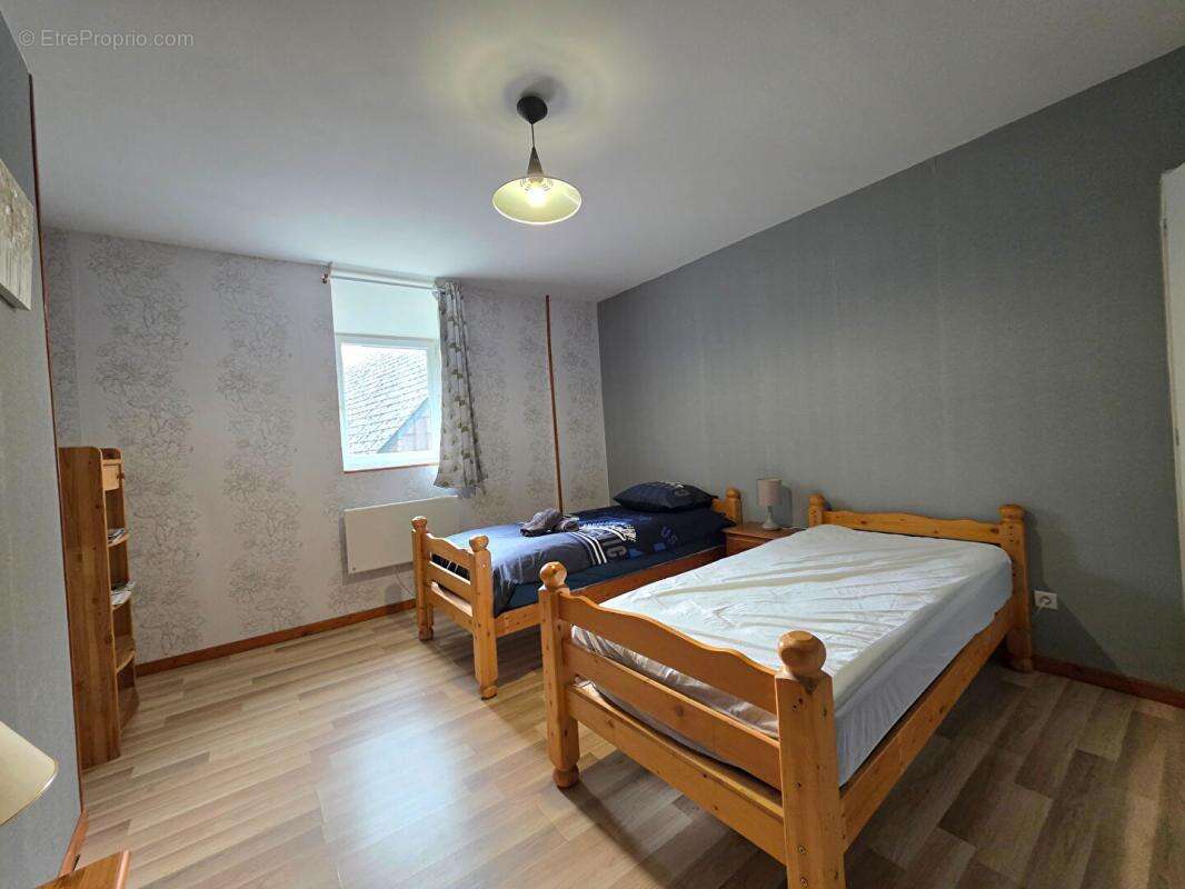 Appartement à FOURMIES
