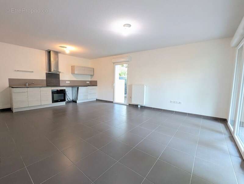 Appartement à vendre 3 pièces BORDEAUX CHARTRONS (33) - Jardin 110m2, terrasse, parking, cellier - photo 12