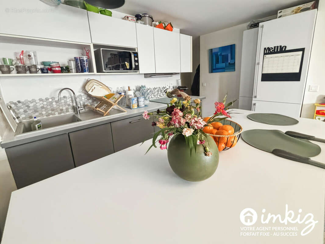 Appartement 3 pièces de 2016 avec terrasse - photo 3