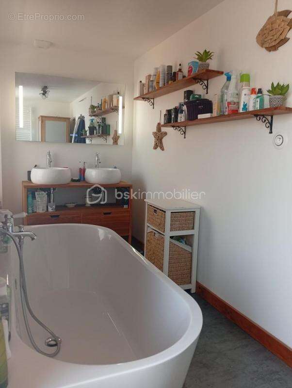 Maison à SAINT-BARTHELEMY