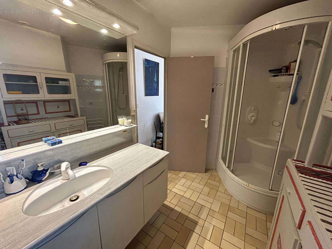 Maison à L'HAY-LES-ROSES