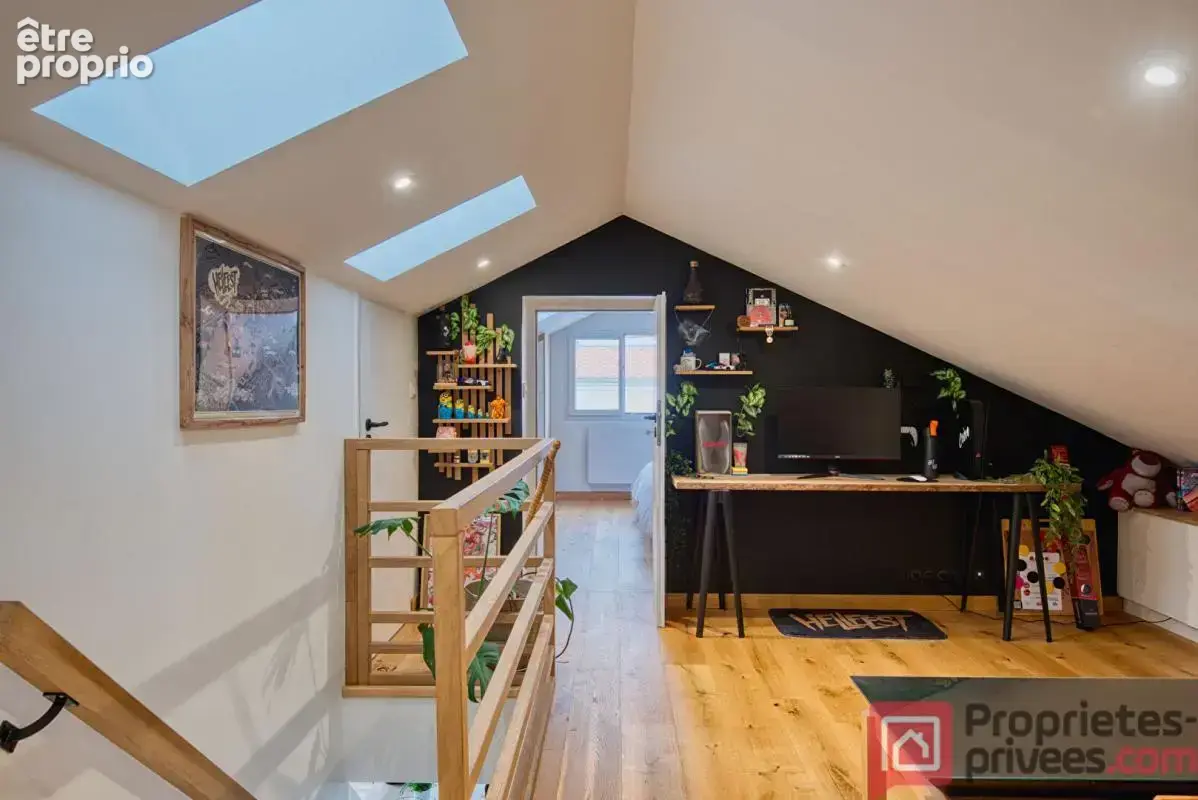 Maison Aigrefeuille sur Maine entièrement rénovée .95 m² .4 chambres .Garage et dépendance - photo 9