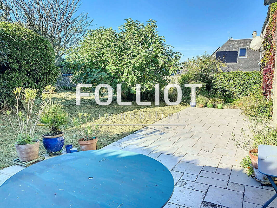 Maison à SAINTE-MARIE-DU-MONT