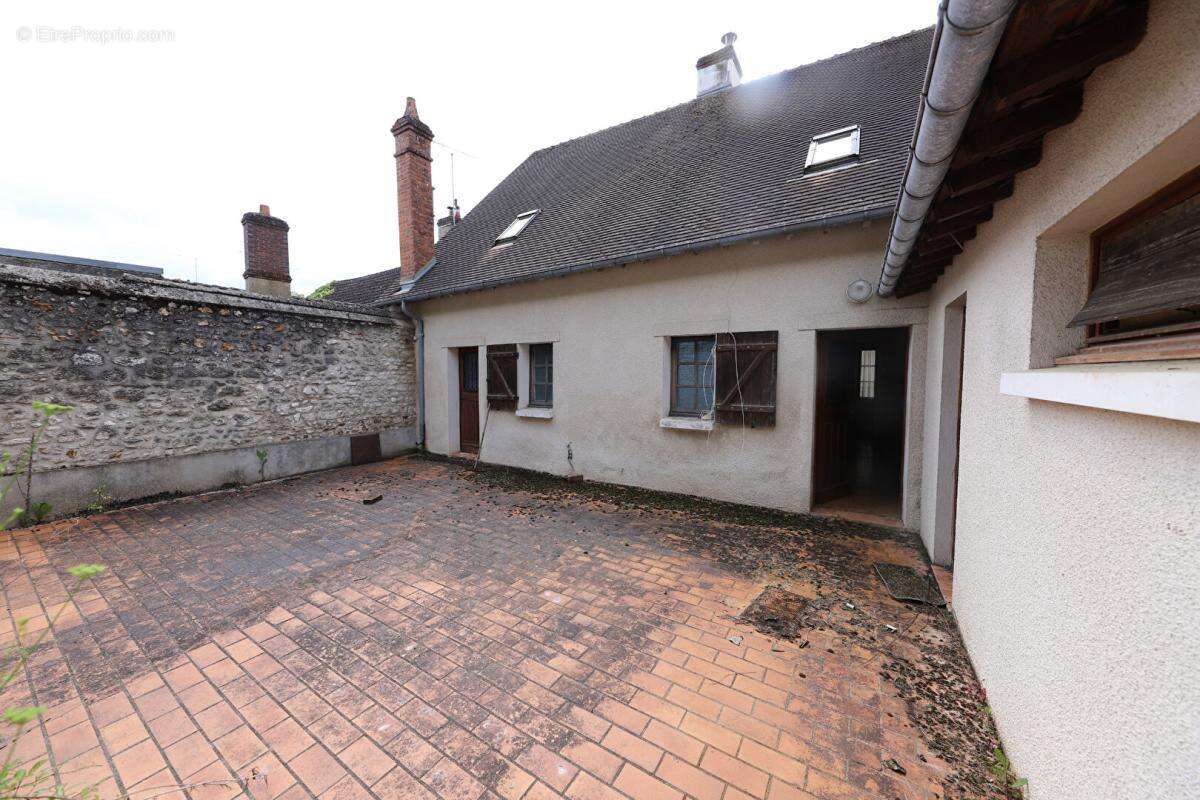 Maison à NOGENT-SUR-VERNISSON