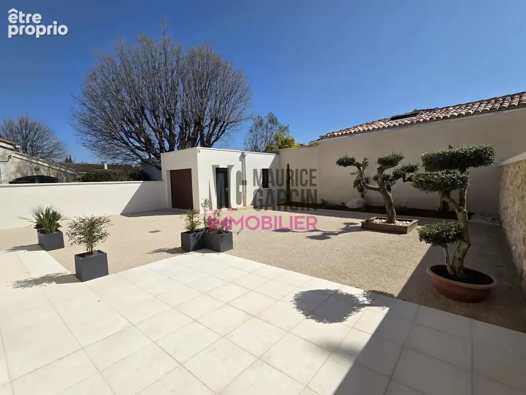 Maison 5 pièces 120 m² à vendre à L'isle-Sur-La-Sorgue (84800) - photo 3