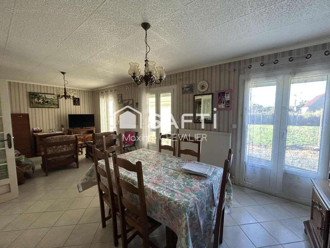 Photo 3 - Maison à MONTGIVRAY