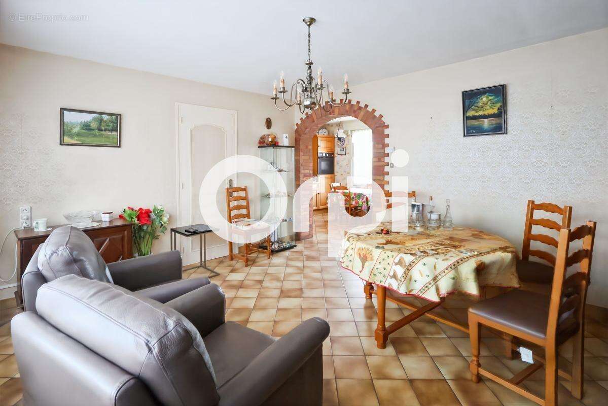 Maison à COUDEKERQUE-BRANCHE