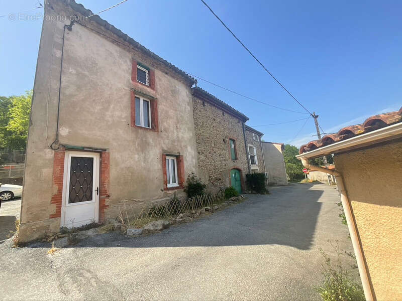 Maison à LABRUGUIERE