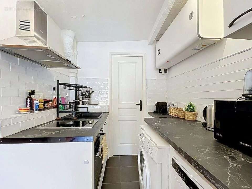 Nice – Vieux Nice – Studio 30 m² en excellent état - photo 10