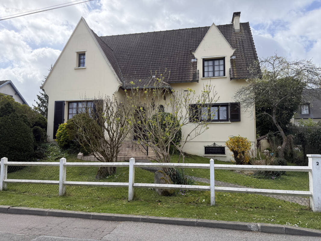 Maison à L'ETANG-LA-VILLE