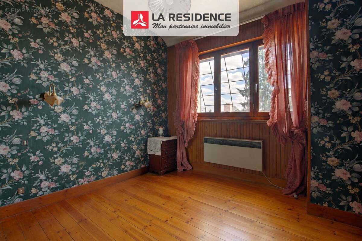 Maison 98 m² à Saint-Etienne-Du-Rouvray  - photo 6