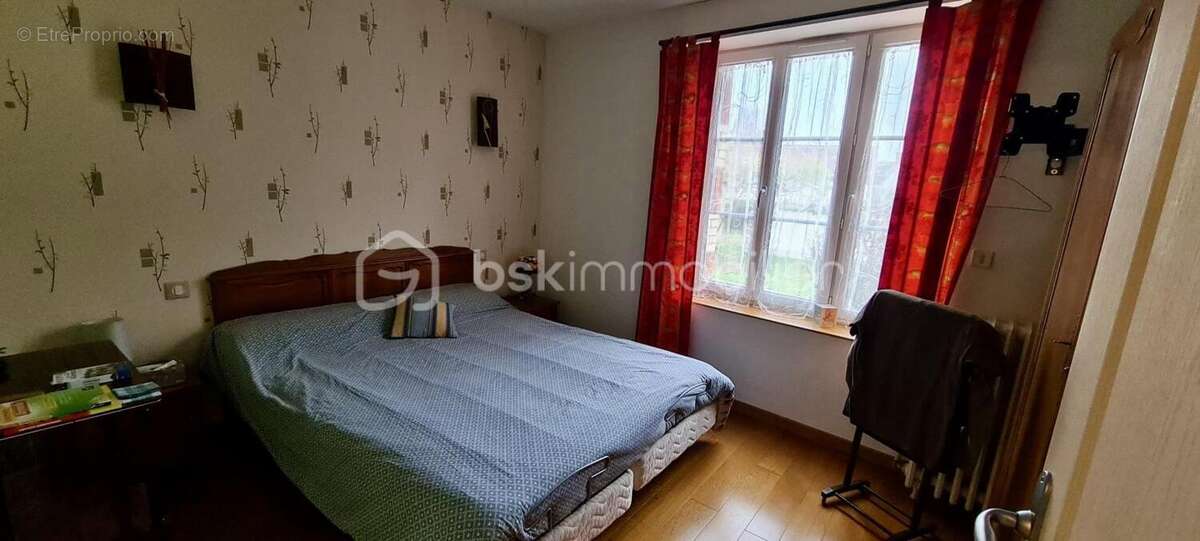 Maison à SAINT-HILAIRE-SAINT-MESMIN