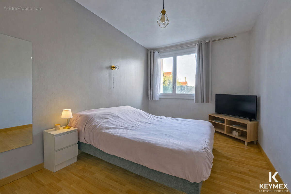 Appartement à CHAMPAGNE-SUR-OISE