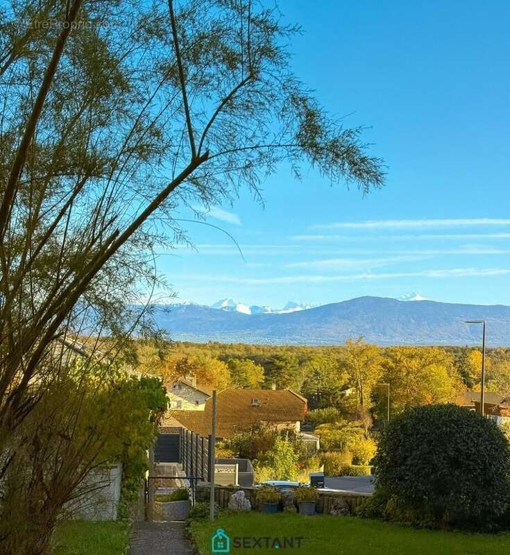 Maison à DIVONNE-LES-BAINS