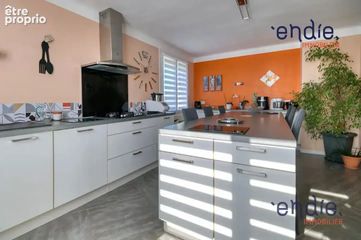 Maison 4 pièces 180 m² à vendre à Cornebarrieu (31700) - photo 2