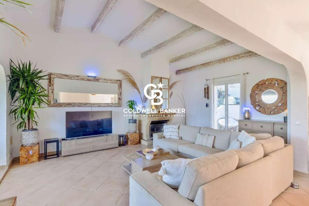Maison à COGOLIN