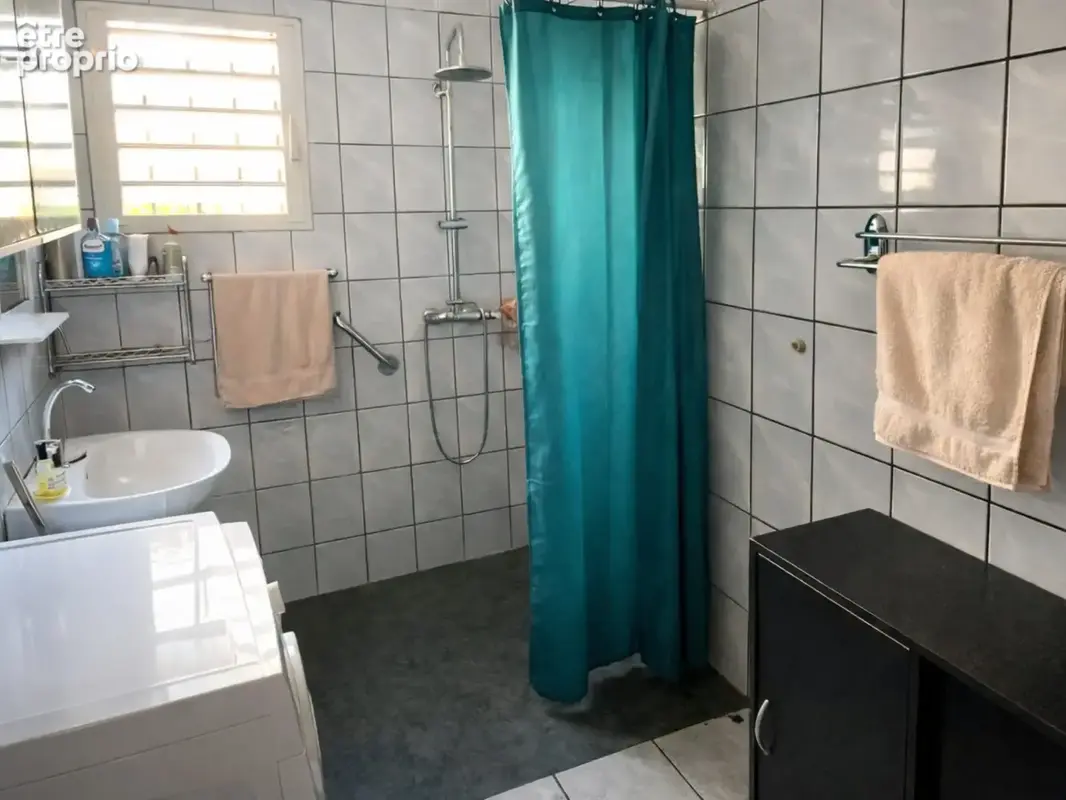 Maison 5 pièces 130 m² à vendre à Sainte-Suzanne (97441) - photo 9