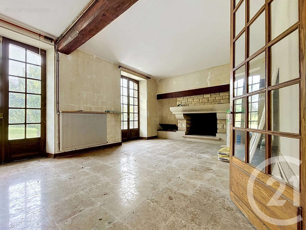 Maison 199 m² à Cresantignes  - photo 4