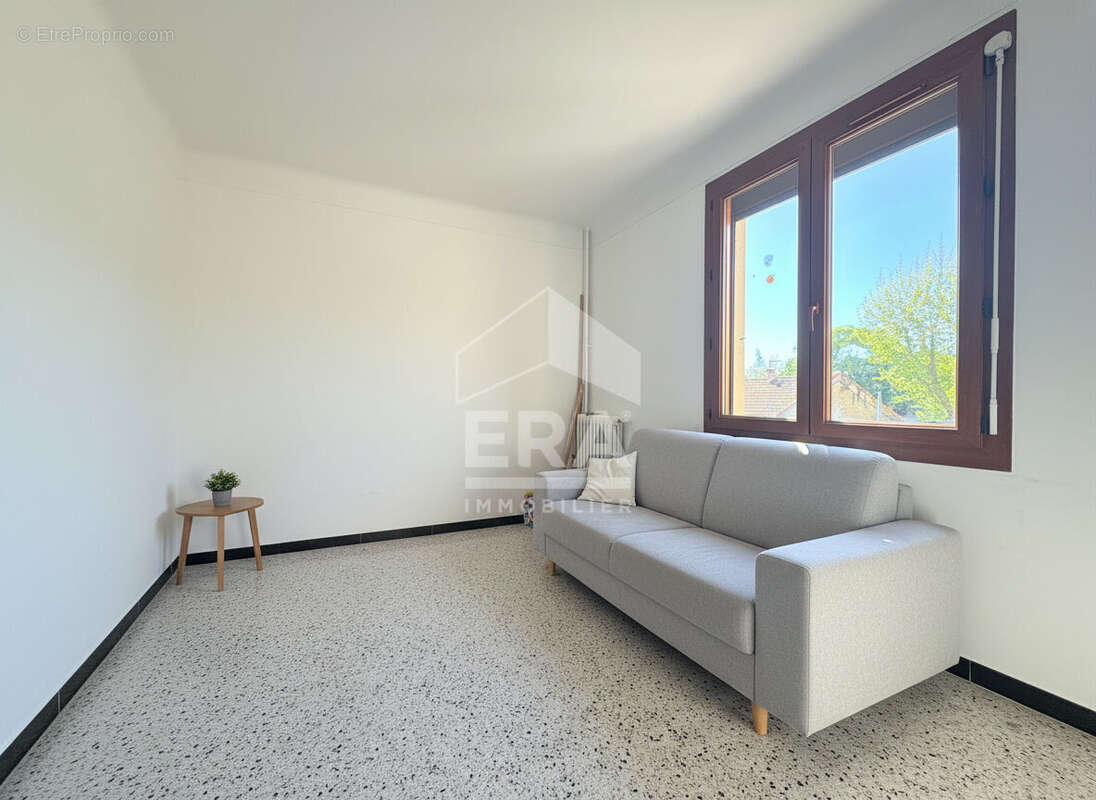 Appartement à PERTUIS