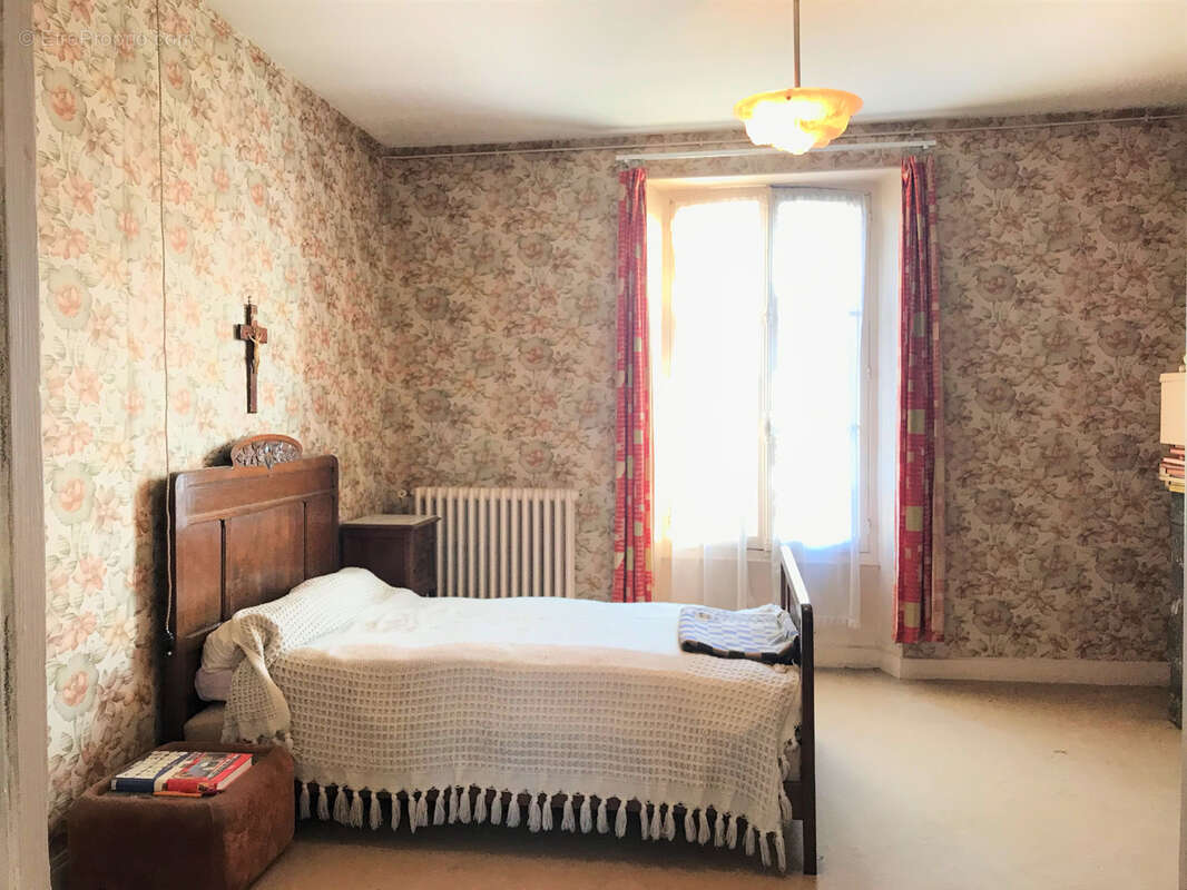 Maison à COURTENAY