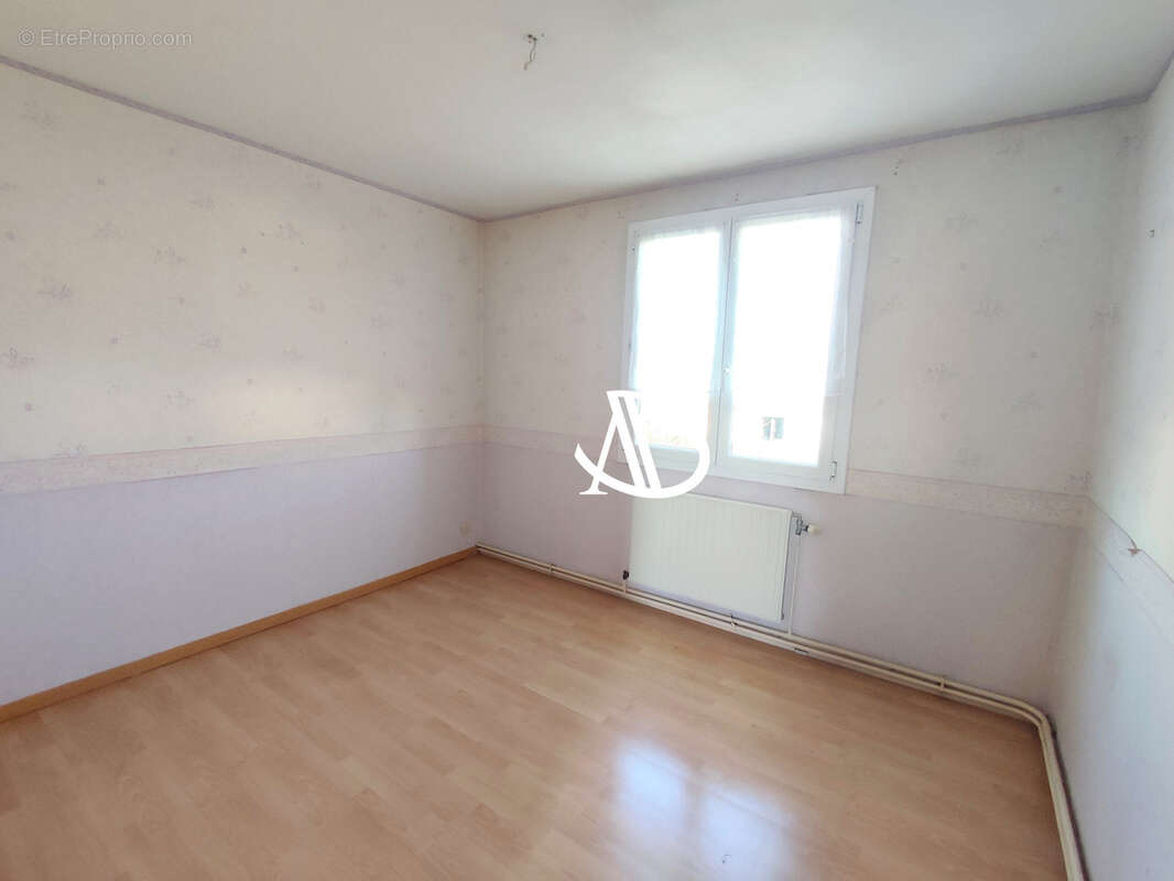 Maison à CHEMY