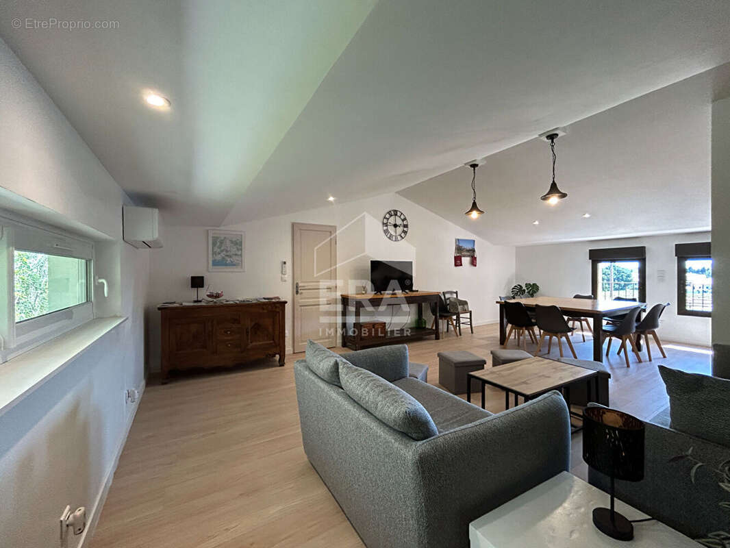 Maison à BEAUMES-DE-VENISE