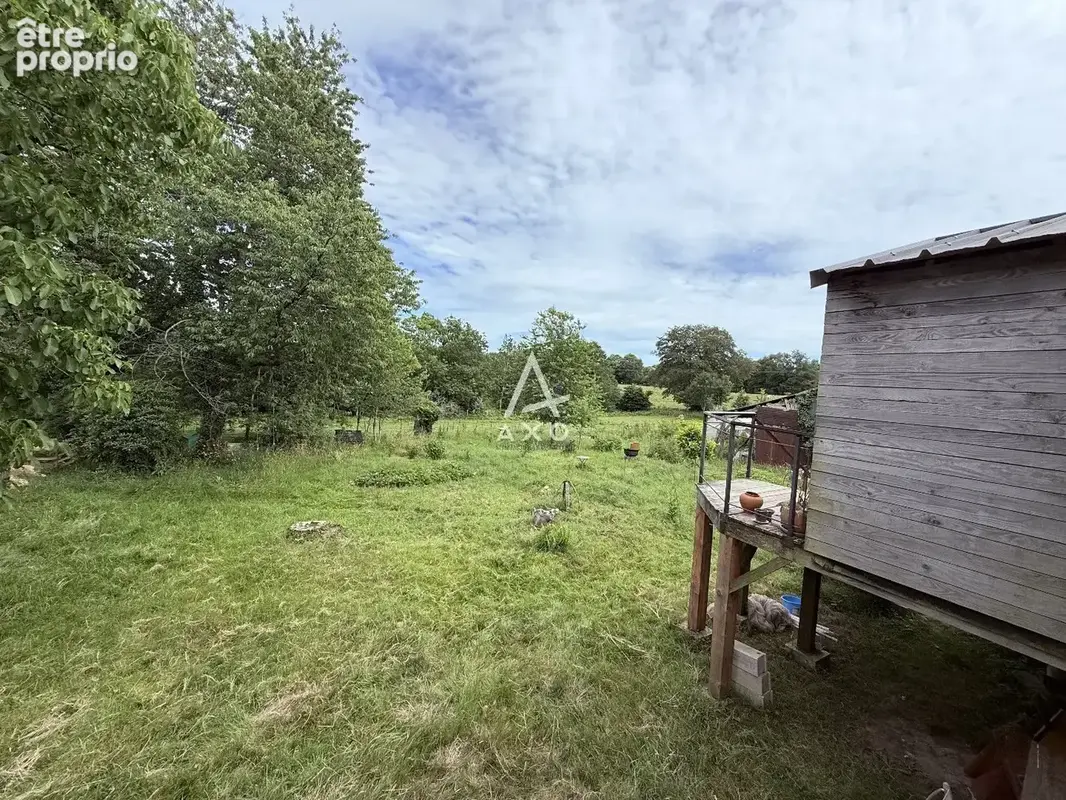 Grande maison de caractère avec dépendances  Un potentiel exceptionnel à la campagne ! - photo 11
