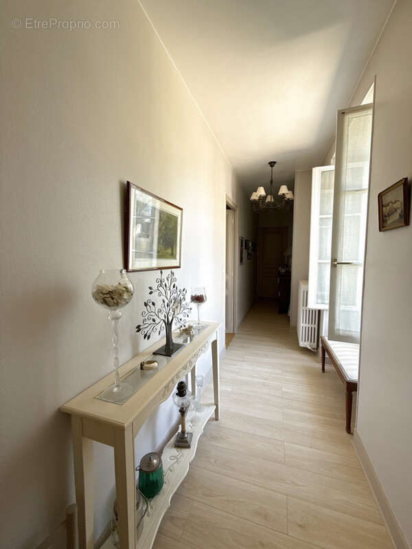 Maison à VULAINES-SUR-SEINE