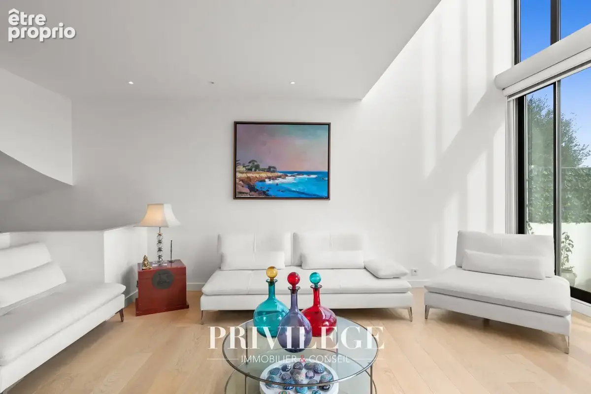 Nice   villa contemporaine avec piscine, vue dégagée et aperçu mer   domaine sécurisé - photo 10