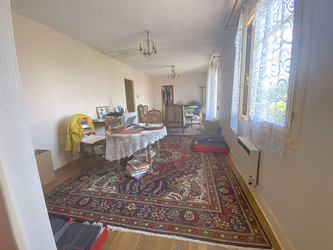 Maison à CHICHERY