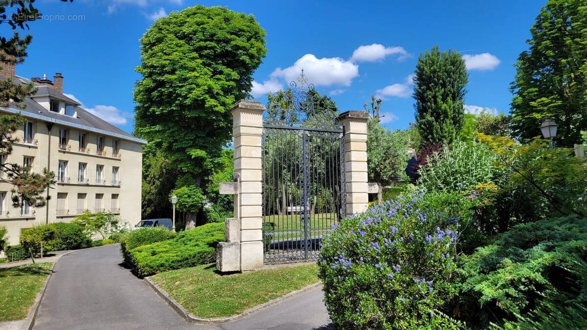 Appartement à RUEIL-MALMAISON
