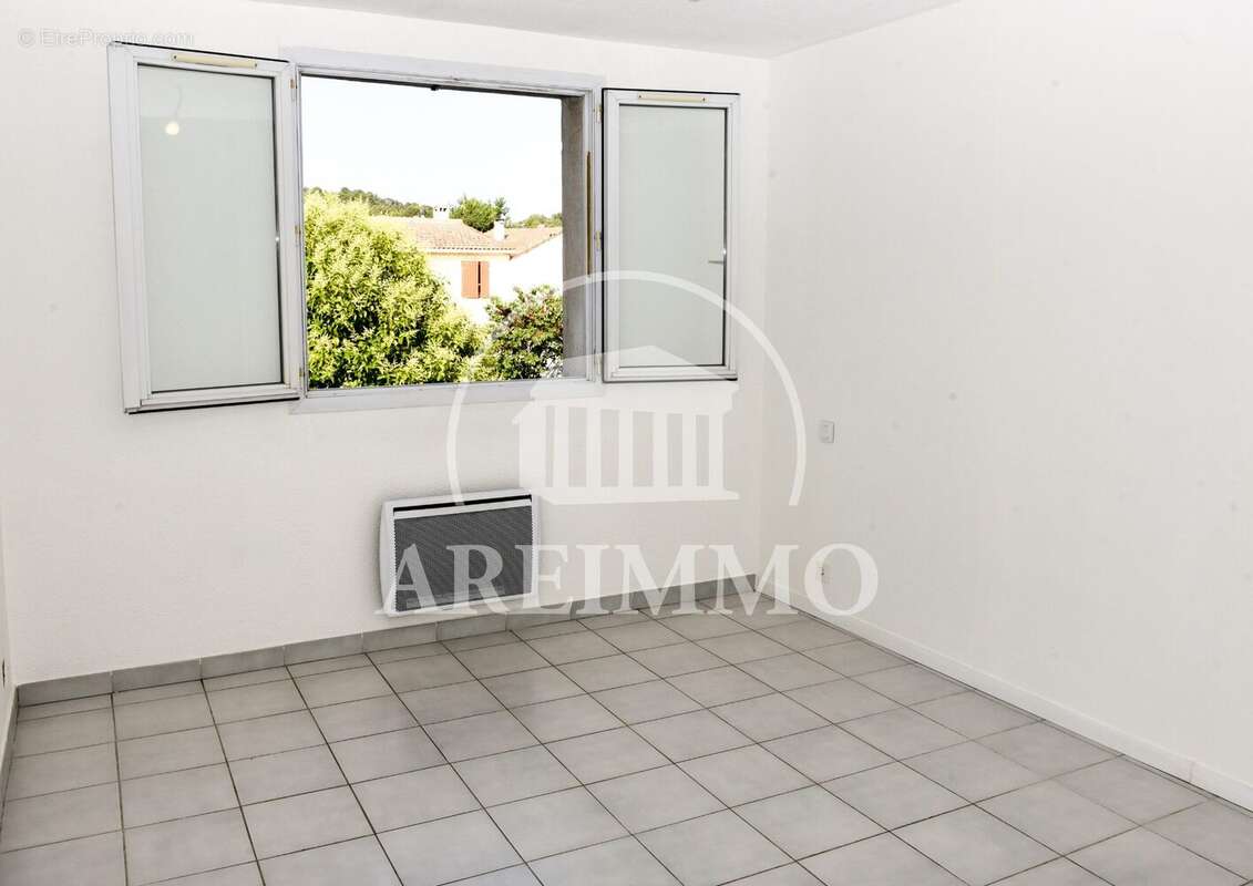 Appartement 52 m² à Saint-Gely-Du-Fesc  - photo 4