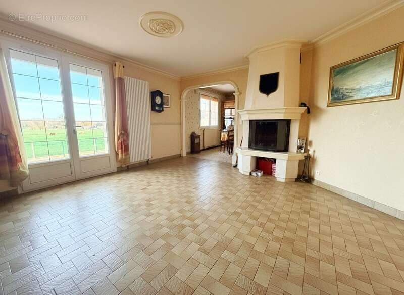 Maison à LA SUZE-SUR-SARTHE