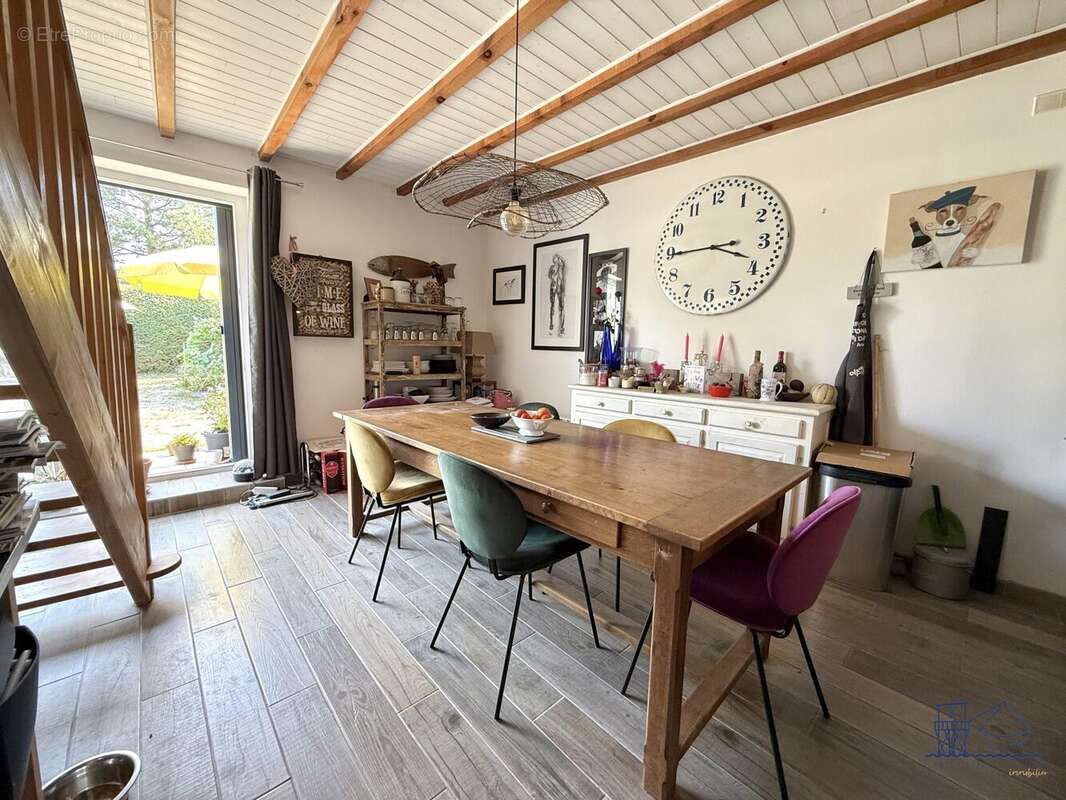 Maison 90 m² à Chenac-Saint-Seurin-D'uzet  - photo 7