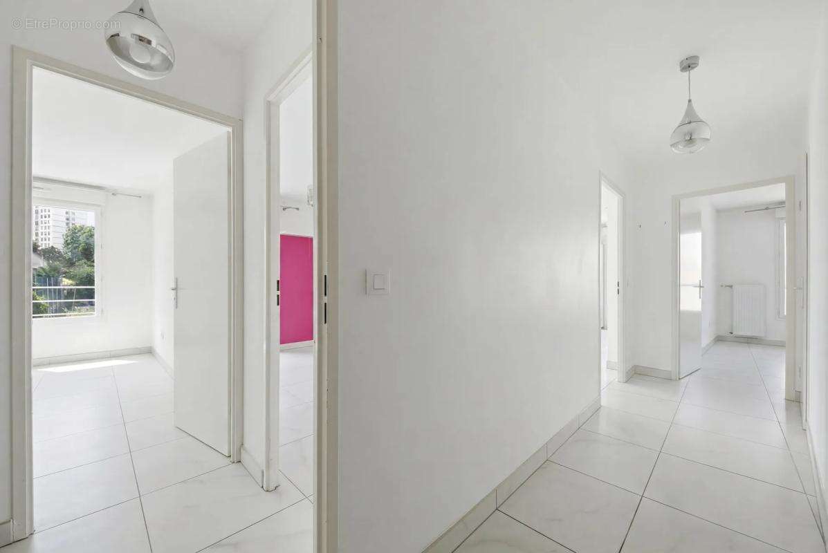 Appartement à IVRY-SUR-SEINE